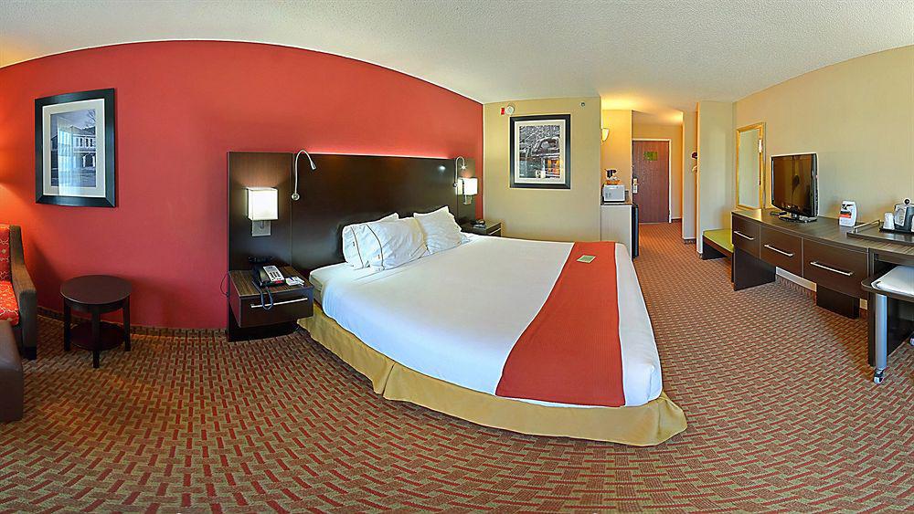 Holiday Inn Express Athens By Ihg מראה חיצוני תמונה