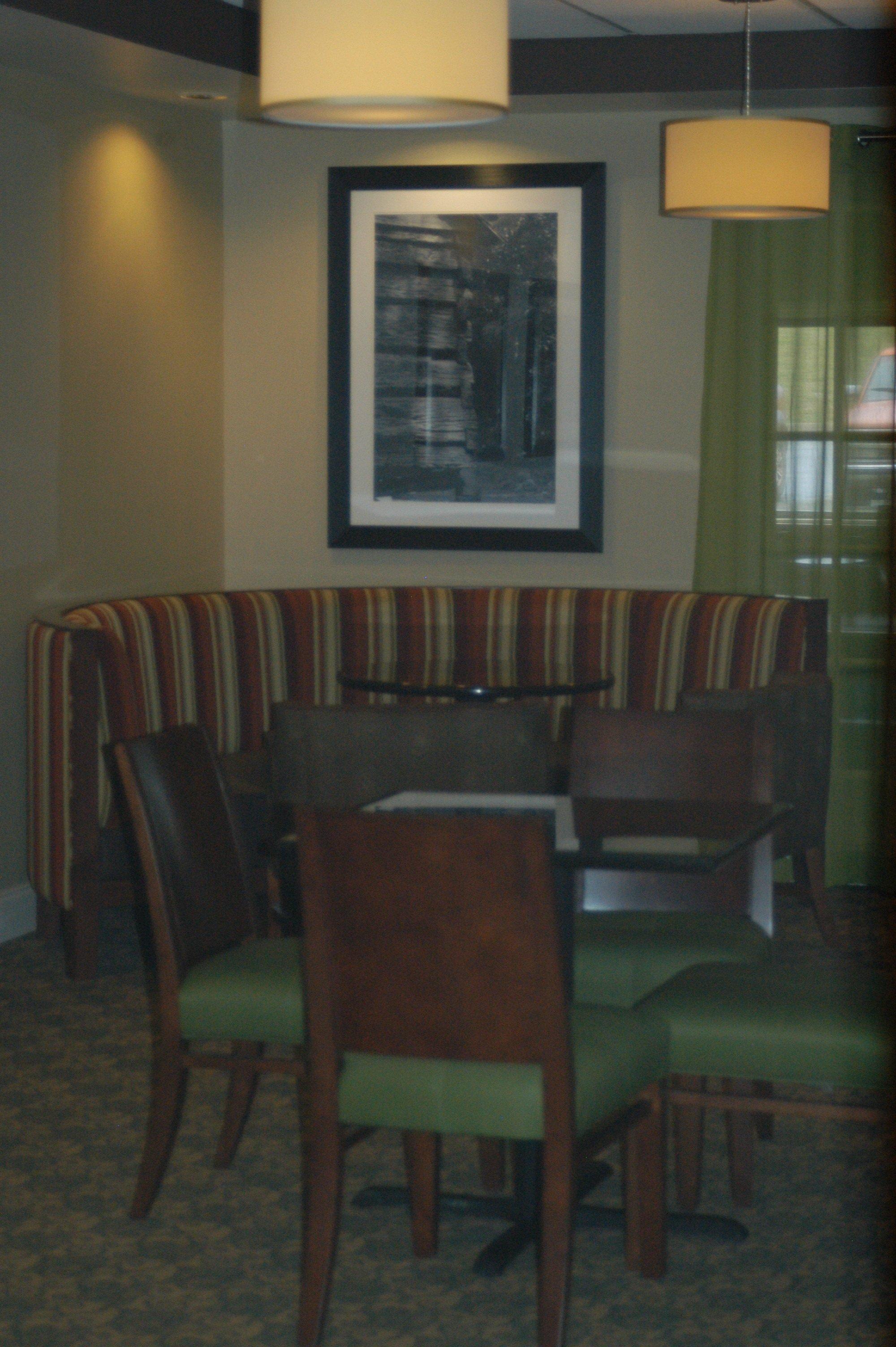 Holiday Inn Express Athens By Ihg מראה חיצוני תמונה