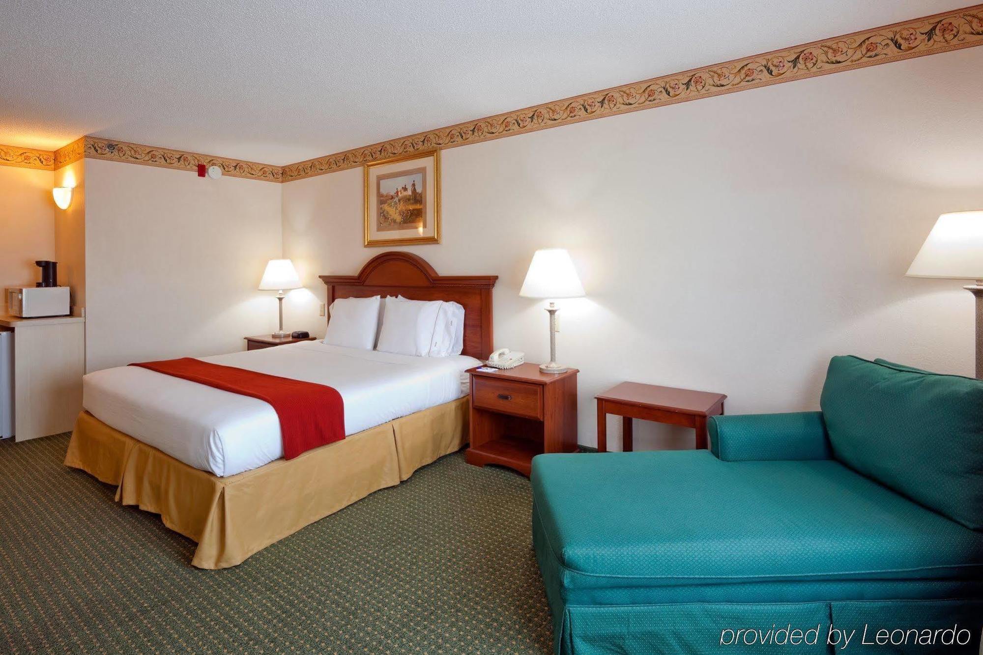 Holiday Inn Express Athens By Ihg חדר תמונה